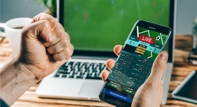 Cược Bóng Đá Trực Tiếp (Live Betting) – Hiểu Cơ Chế Kèo Thời Gian Thực 1 Live Betting là gì?